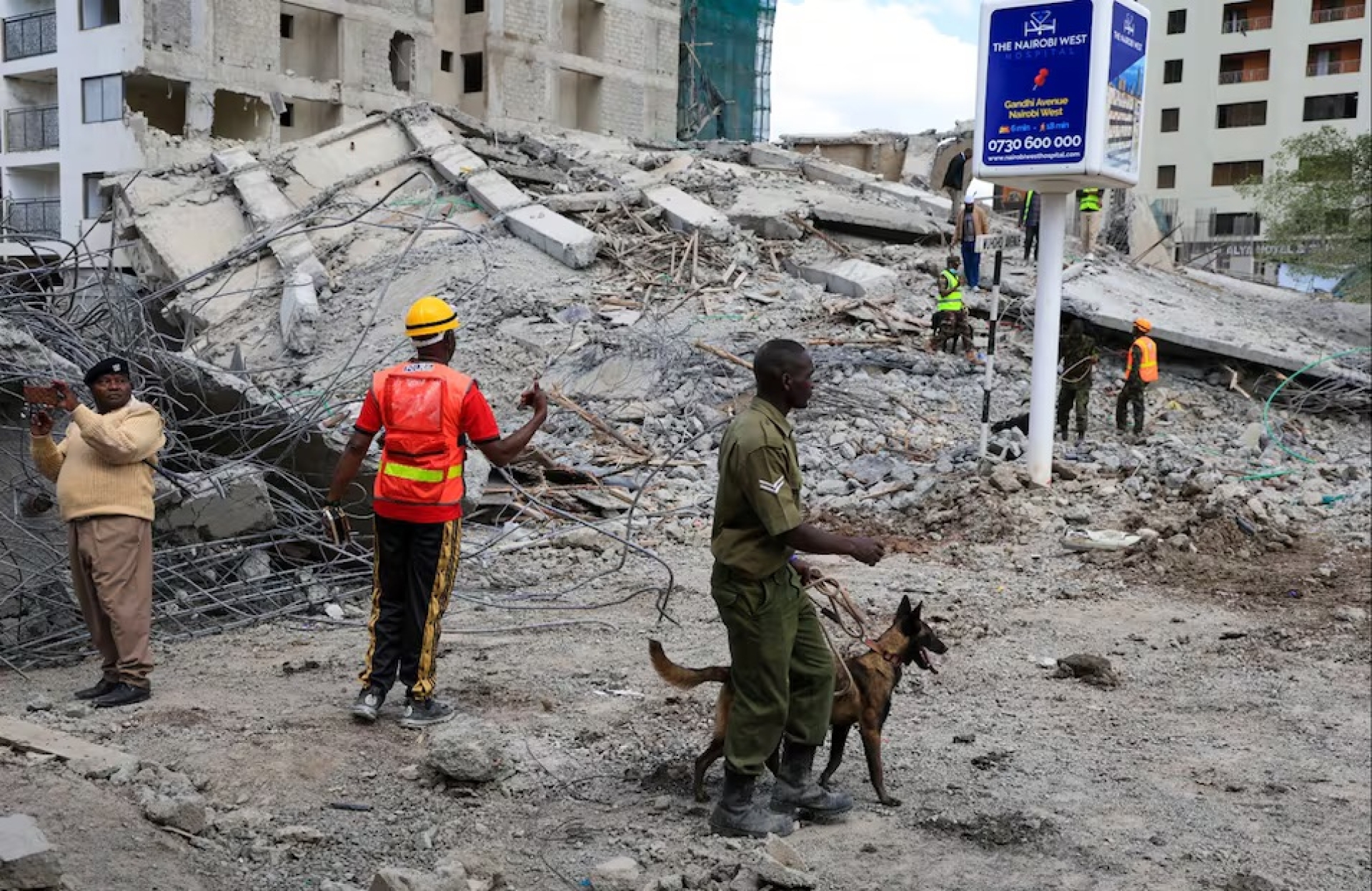 Edificio en construcción colapsa en Nairobi; se desconoce el número de víctimas