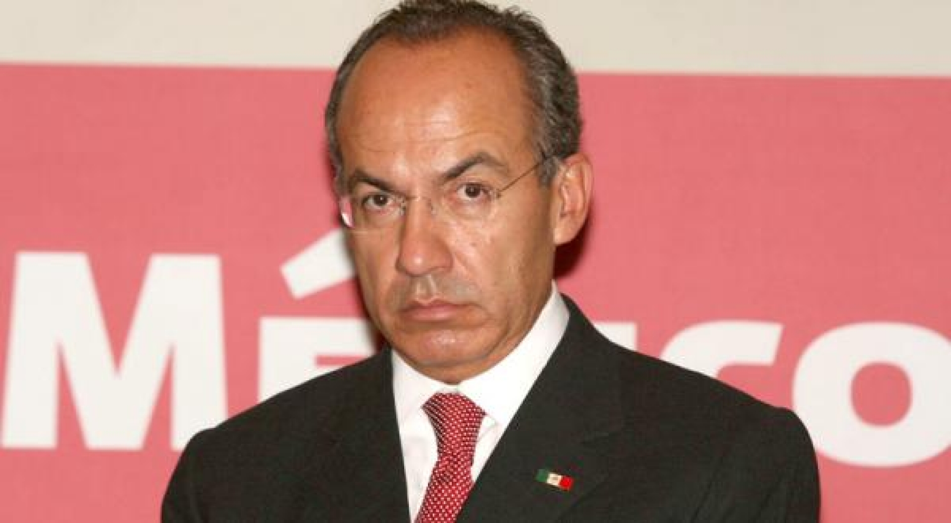 Miembros del PAN agradecen a Felipe Calderón que se vaya y deje en paz al partido