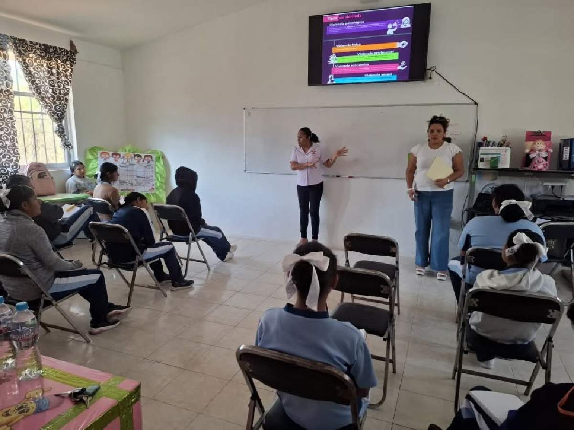 CDHM fortalece cultura de prevención en escuelas de Amacuzac