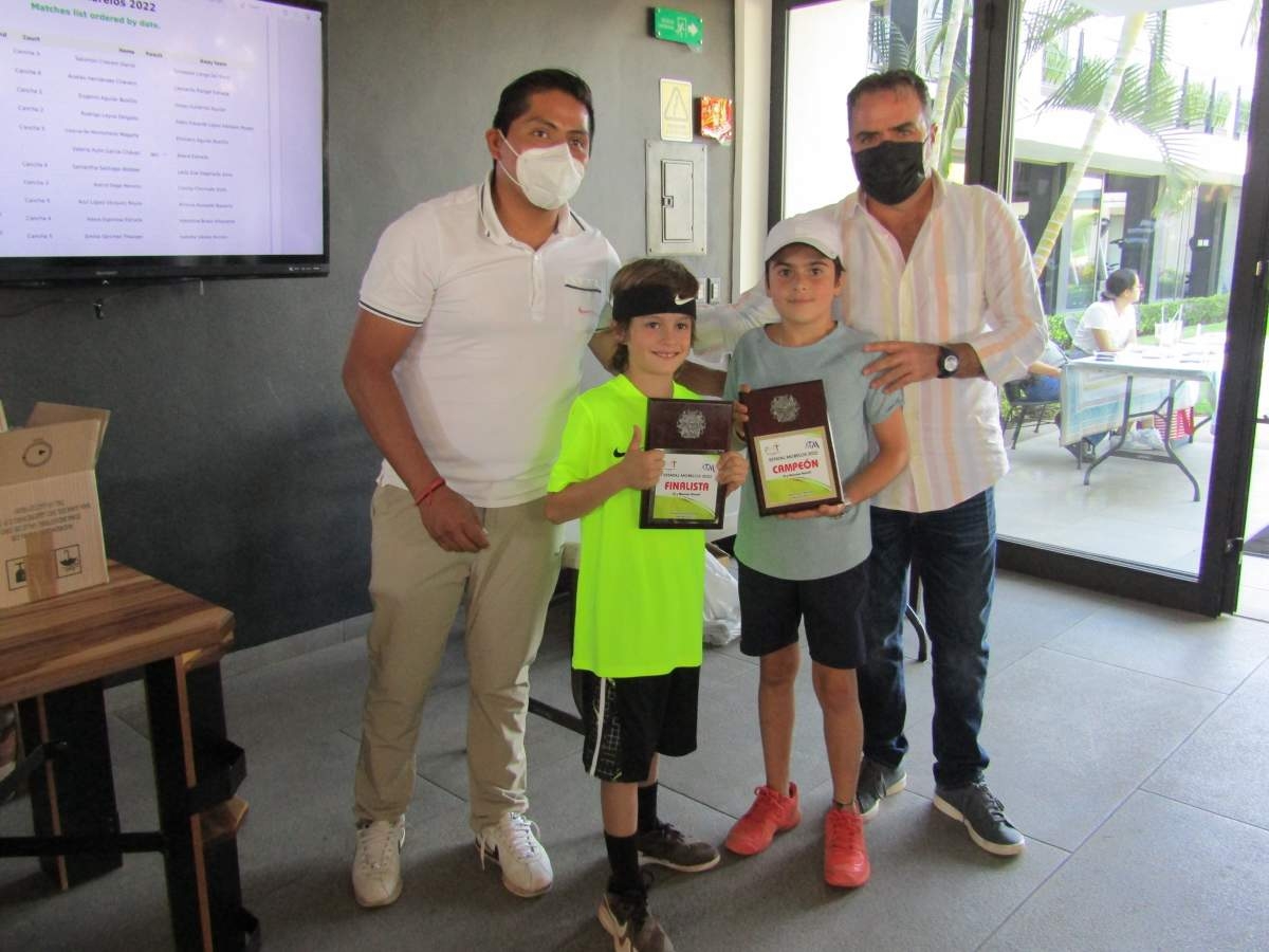 Salomón Cherem, campeón en 10 años y menores