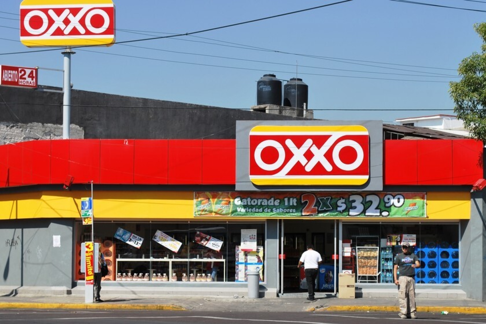 Spin es la nueva app de OXXO para enviar y recibir dinero en México sin necesidad de tener una tarjeta bancaria