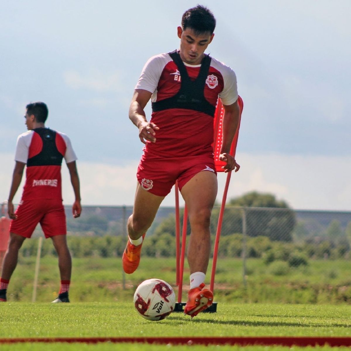 Reaparece Alan Vidal con Mineros