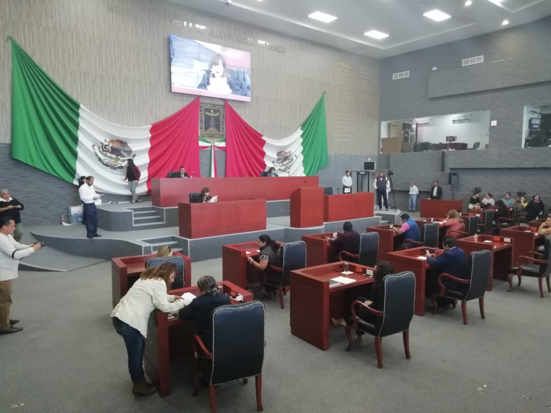 Diputados abren segundo periodo extraordinario de sesiones