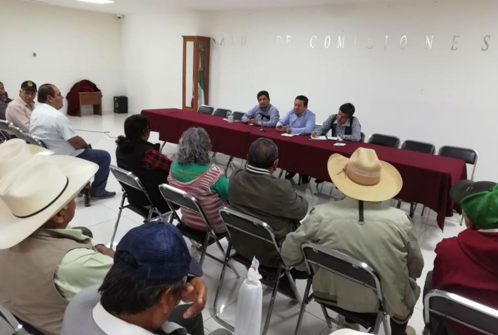 Piden integrantes de la UNTA a diputados se asignen más recursos al campo, en 2020