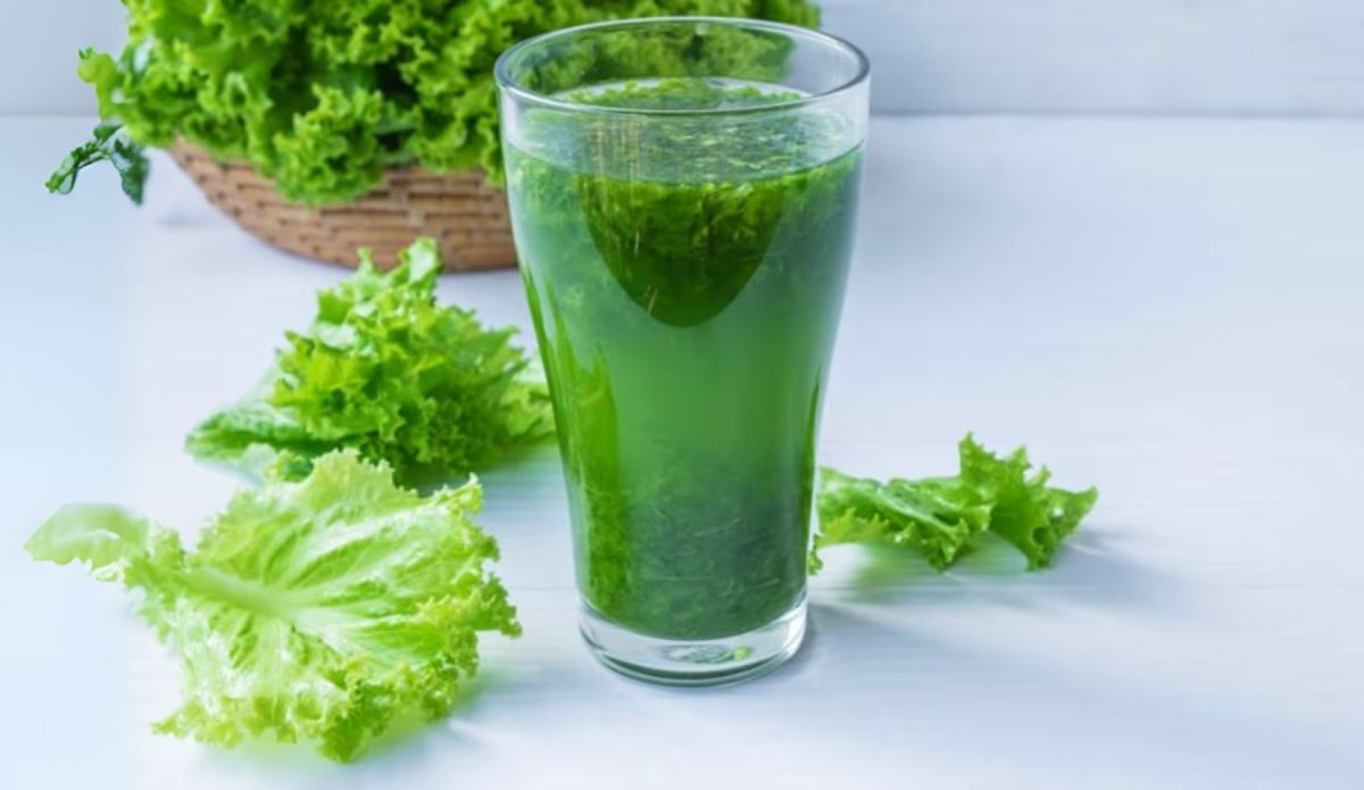 Agua de lechuga: infusión natural que ayuda a conciliar el sueño