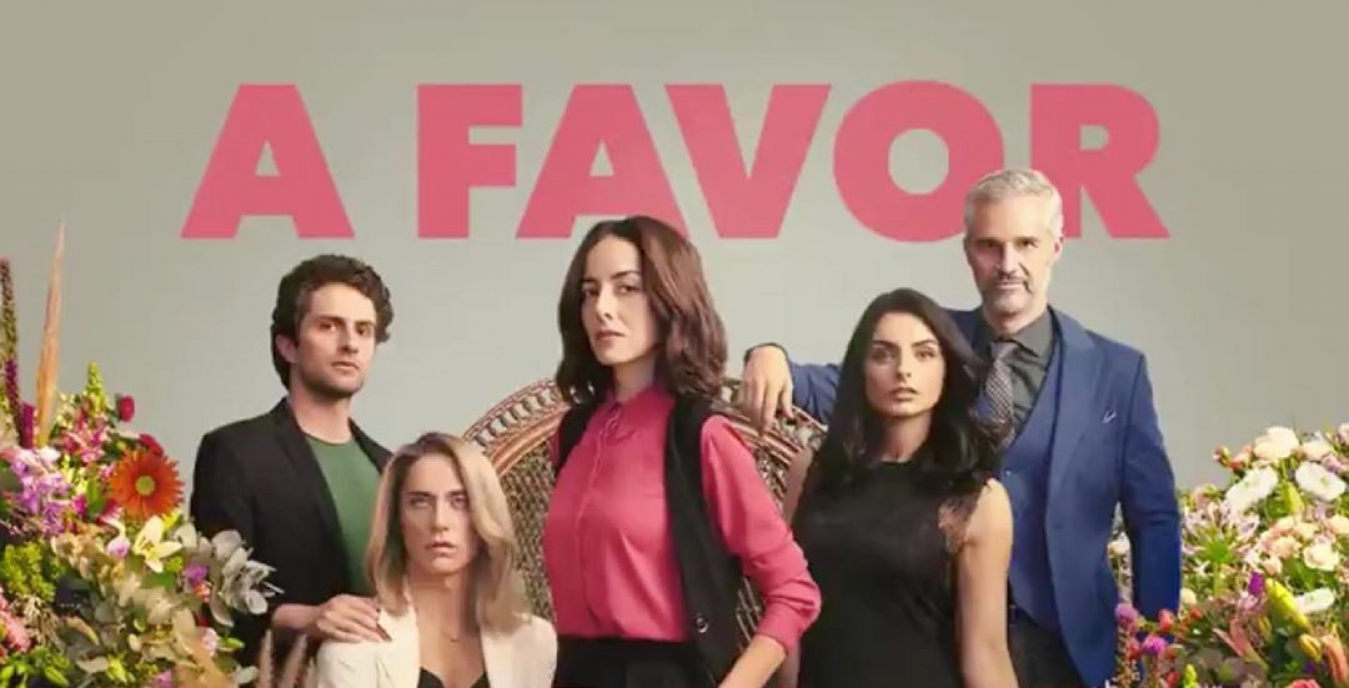 La nueva campaña de La Casa de las Flores está marcando un antes y un después en México