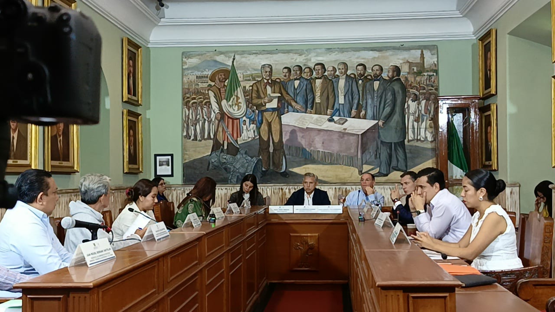 Aprueba cabildo de Cuernavaca 17 decretos pensionatorios por resolución de sentencias