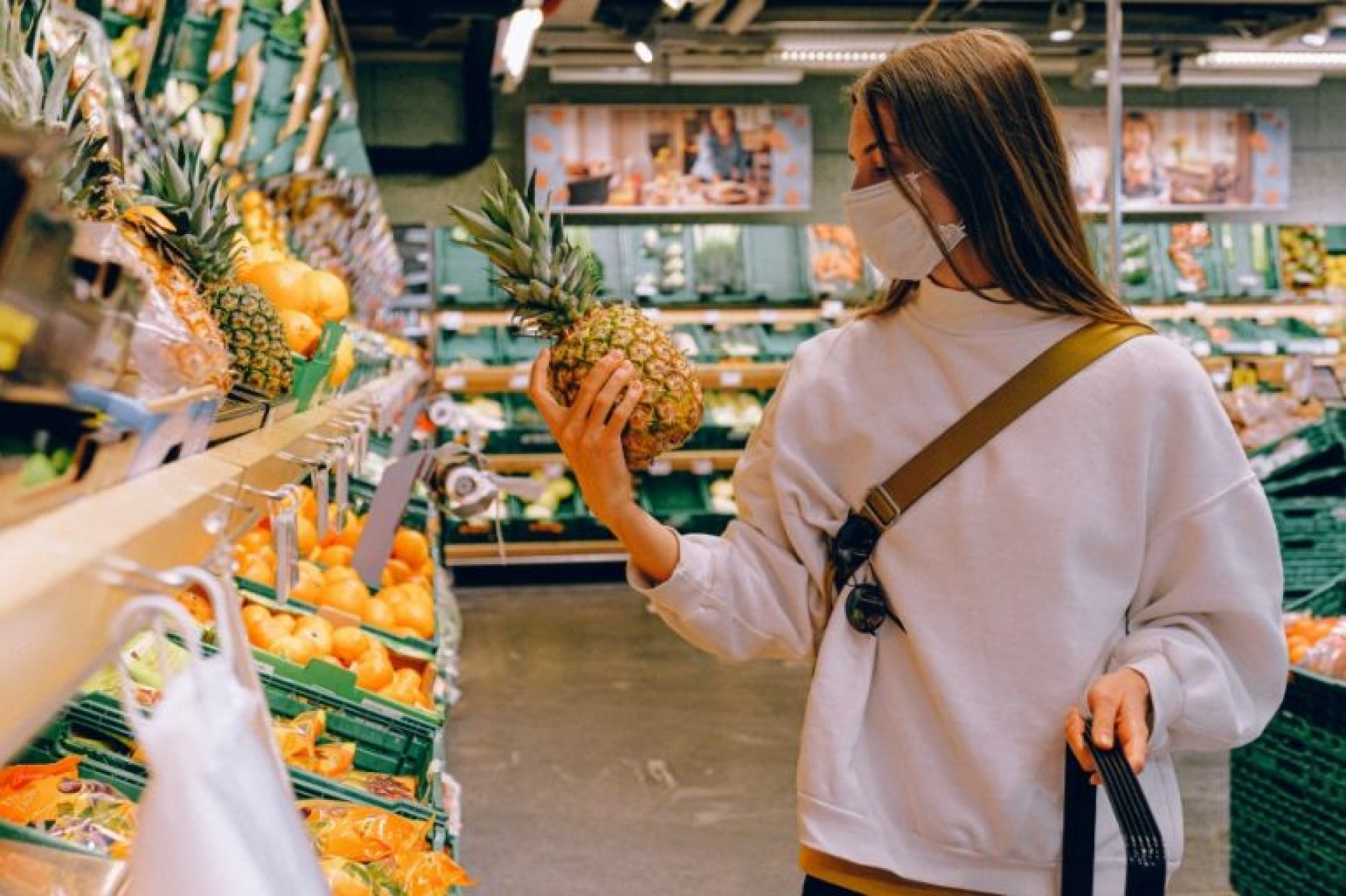 ¿Cómo evitar el contagio de COVID-19 al hacer compras en el supermercado?
