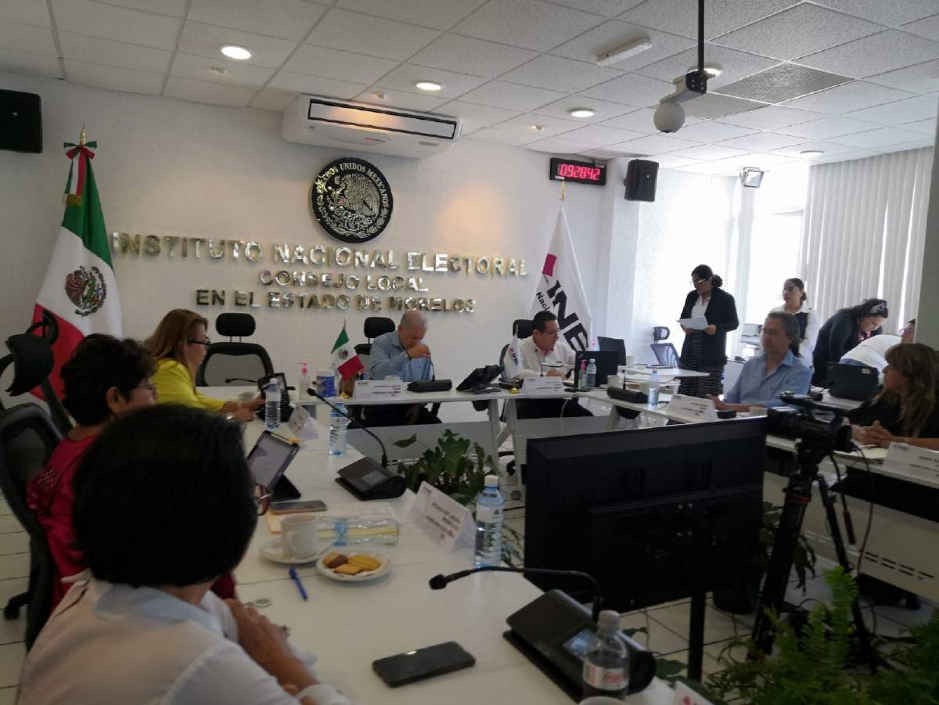 Entregó INE constancias de mayoría a senadores electos