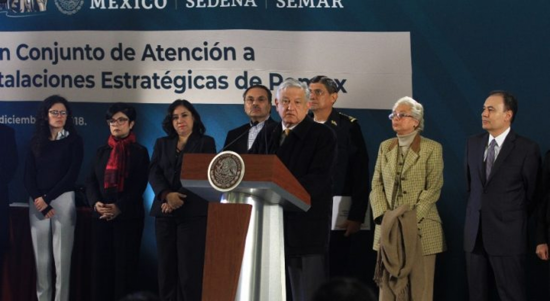 Expresidentes Fox, Calderón y EPN sabían del robo de combustible a PEMEX, pero hicieron caso omiso: AMLO