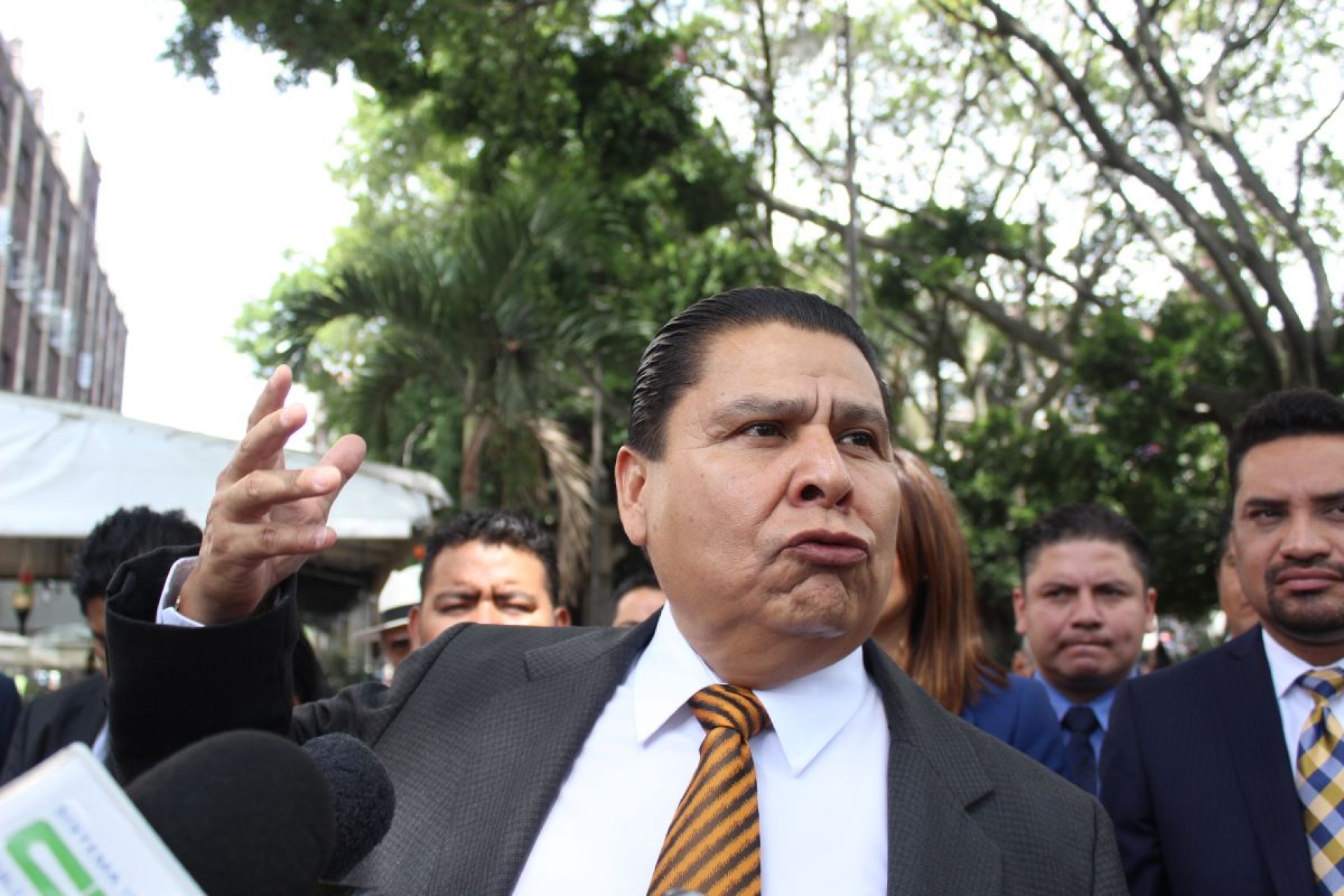 Se unen abogados para promover colegiación obligatoria