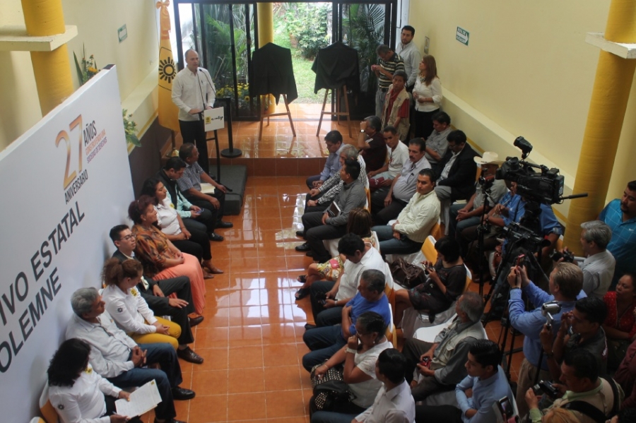 Al PRD no le preocupa el descrédito social: Gayosso