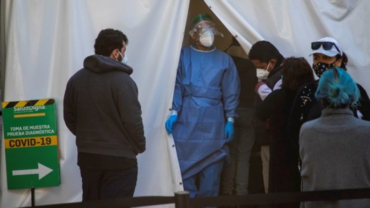 Contagios en México se intensifican con la 'Quinta Ola' de COVID-19