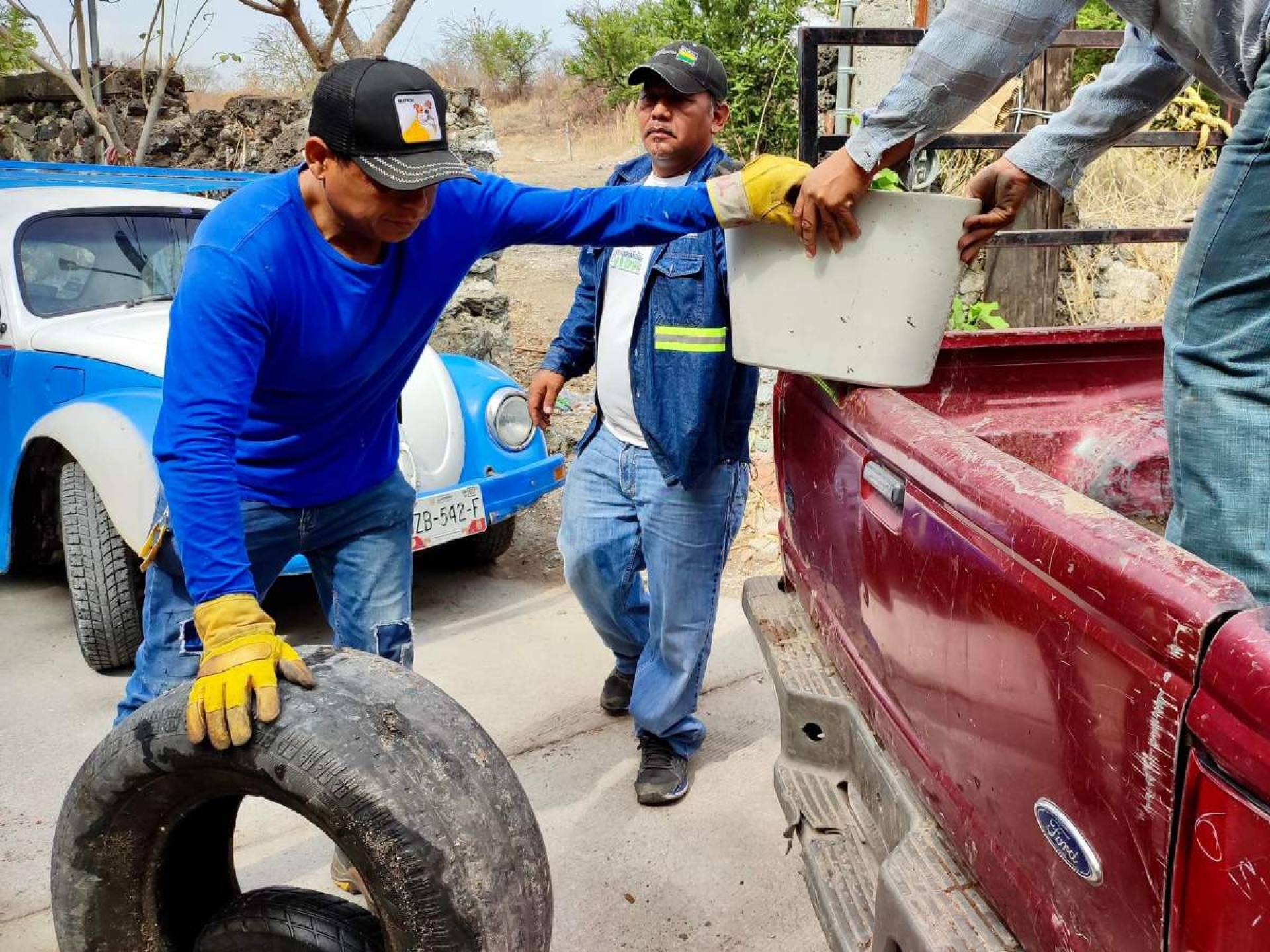 Inicia campaña de descacharrización en Tlaquiltenango