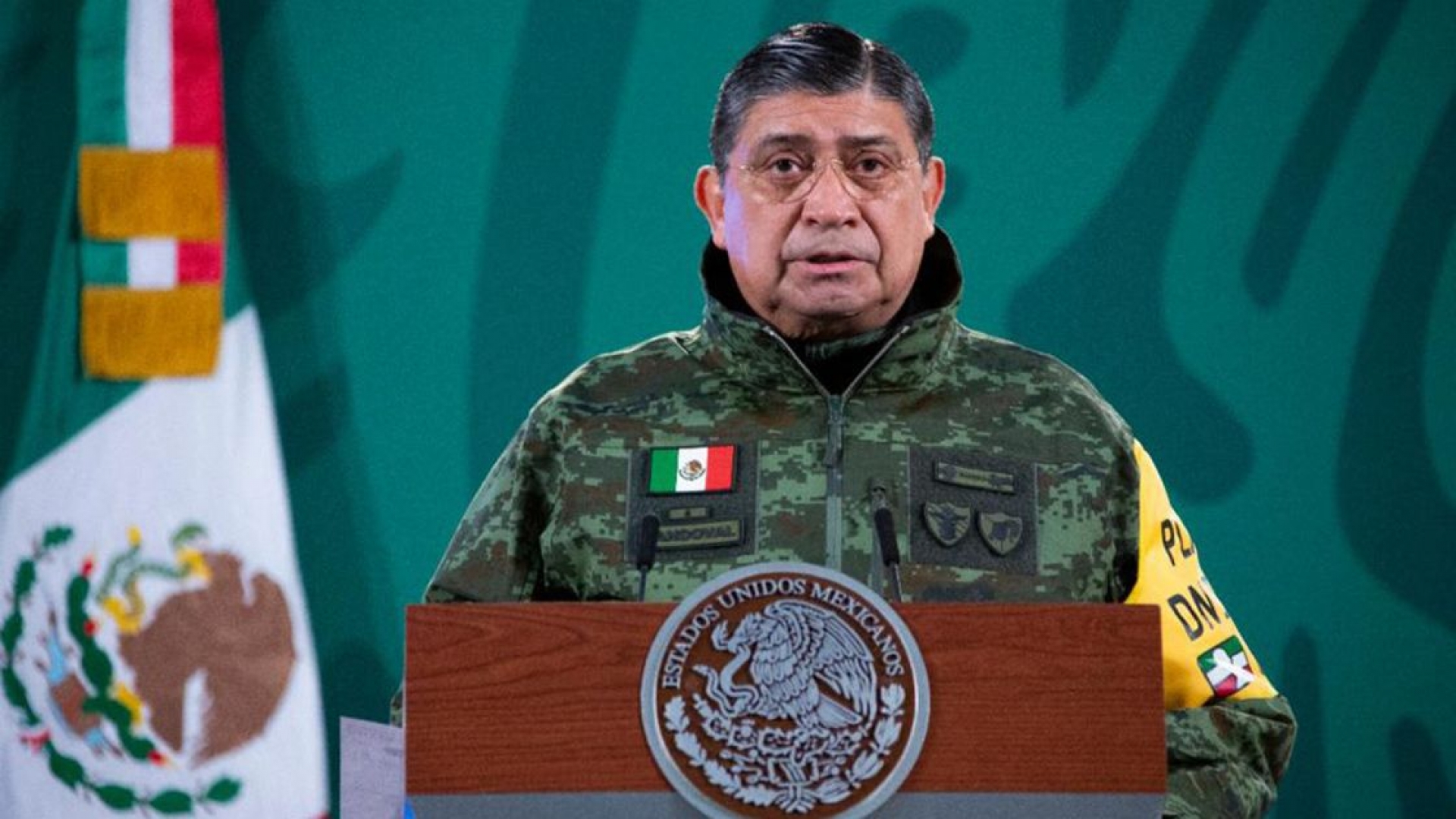 Secretario de la SEDENA, Luis Cresencio Sandoval, da positivo a COVID-19