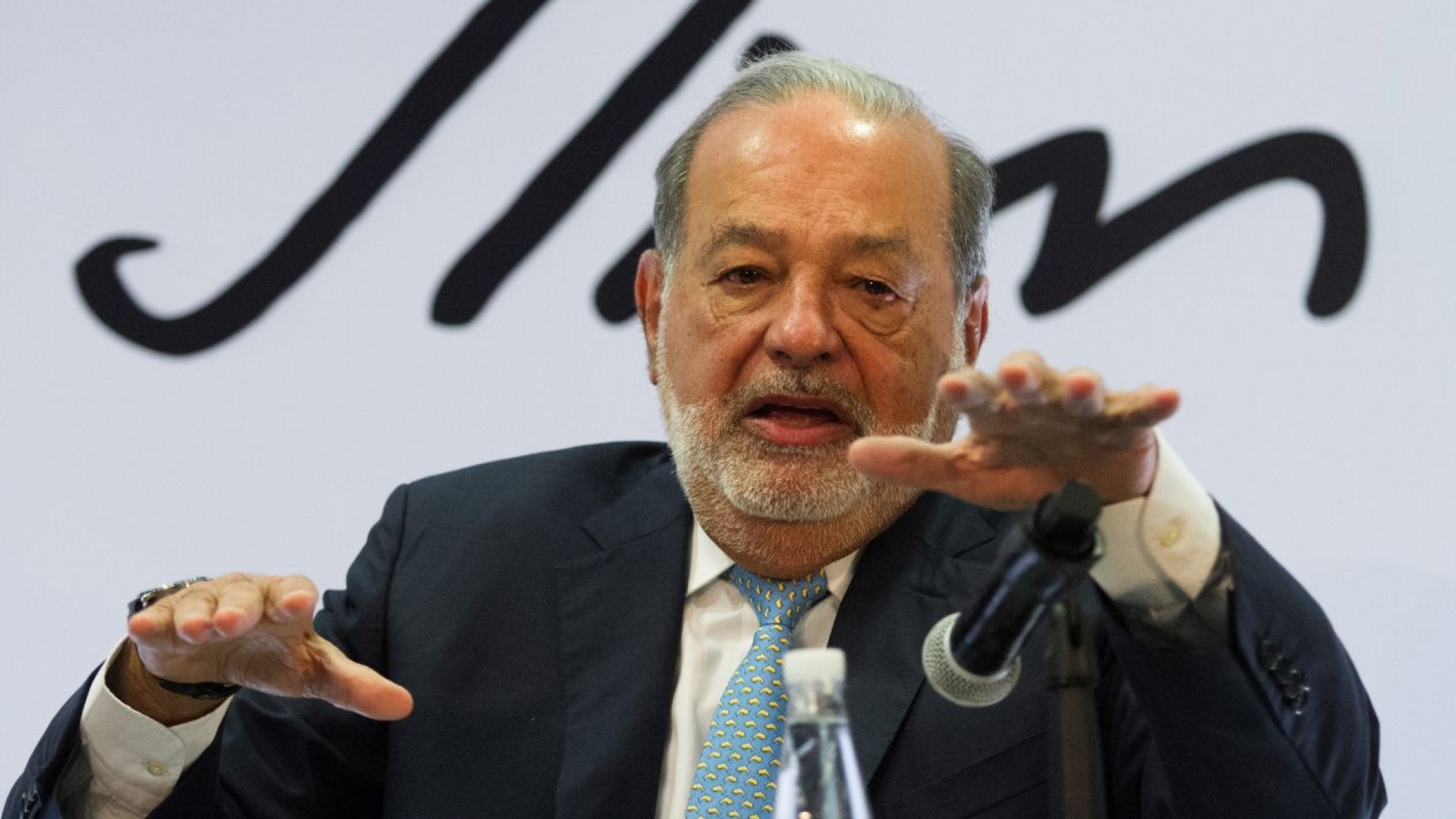 El muro más efectivo entre EU y México es el de las inversiones, afirma Slim