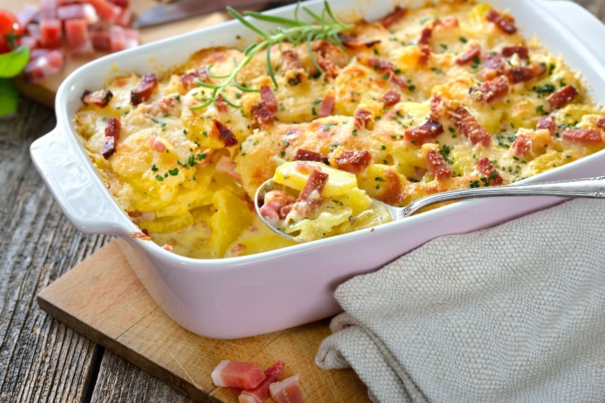 Papas al horno, el acompañamiento perfecto para tu cena de Navidad y Año Nuevo