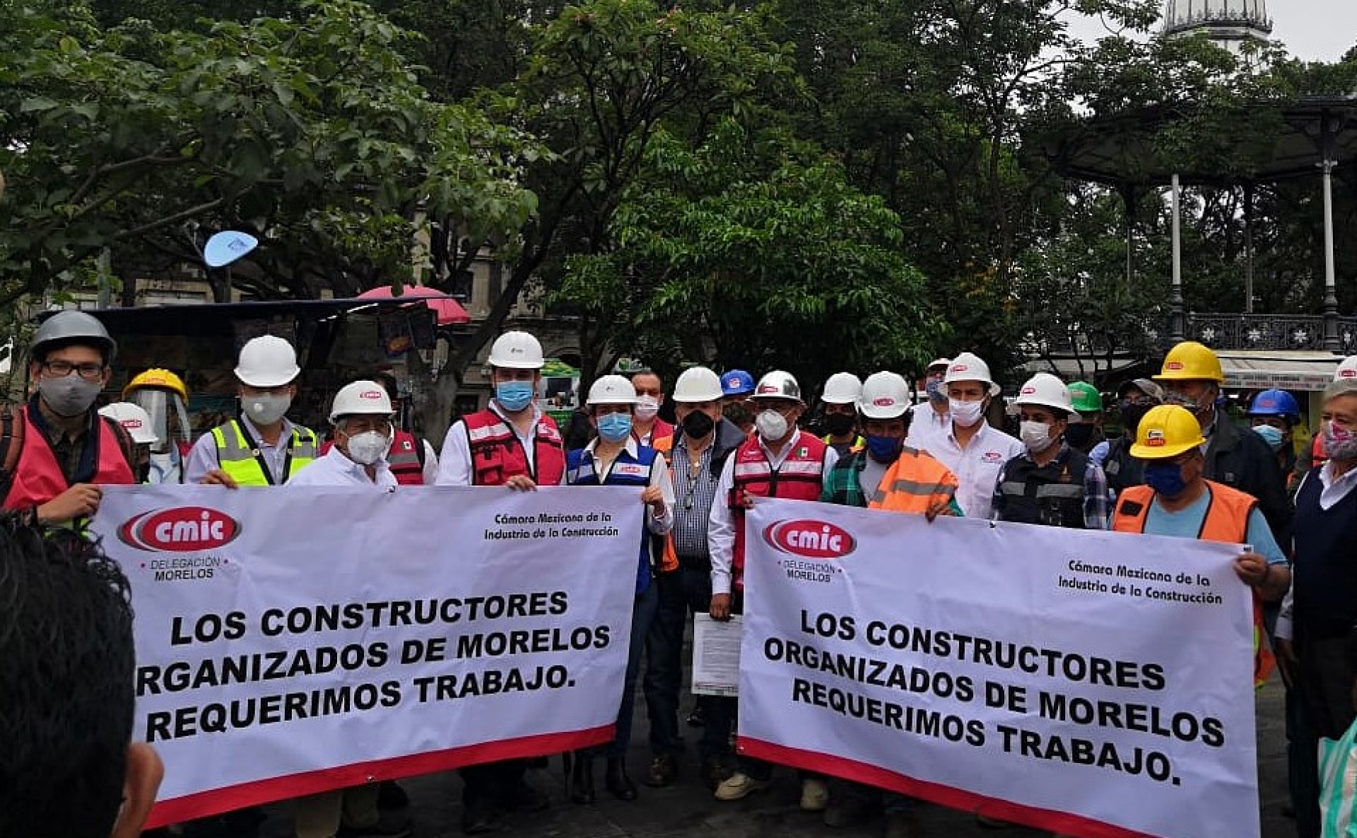 Demandan apoyo integrantes y dirigentes de la CMIC