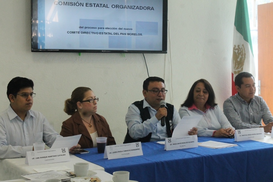 Sólo hay dos aspirantes a dirigir el PAN