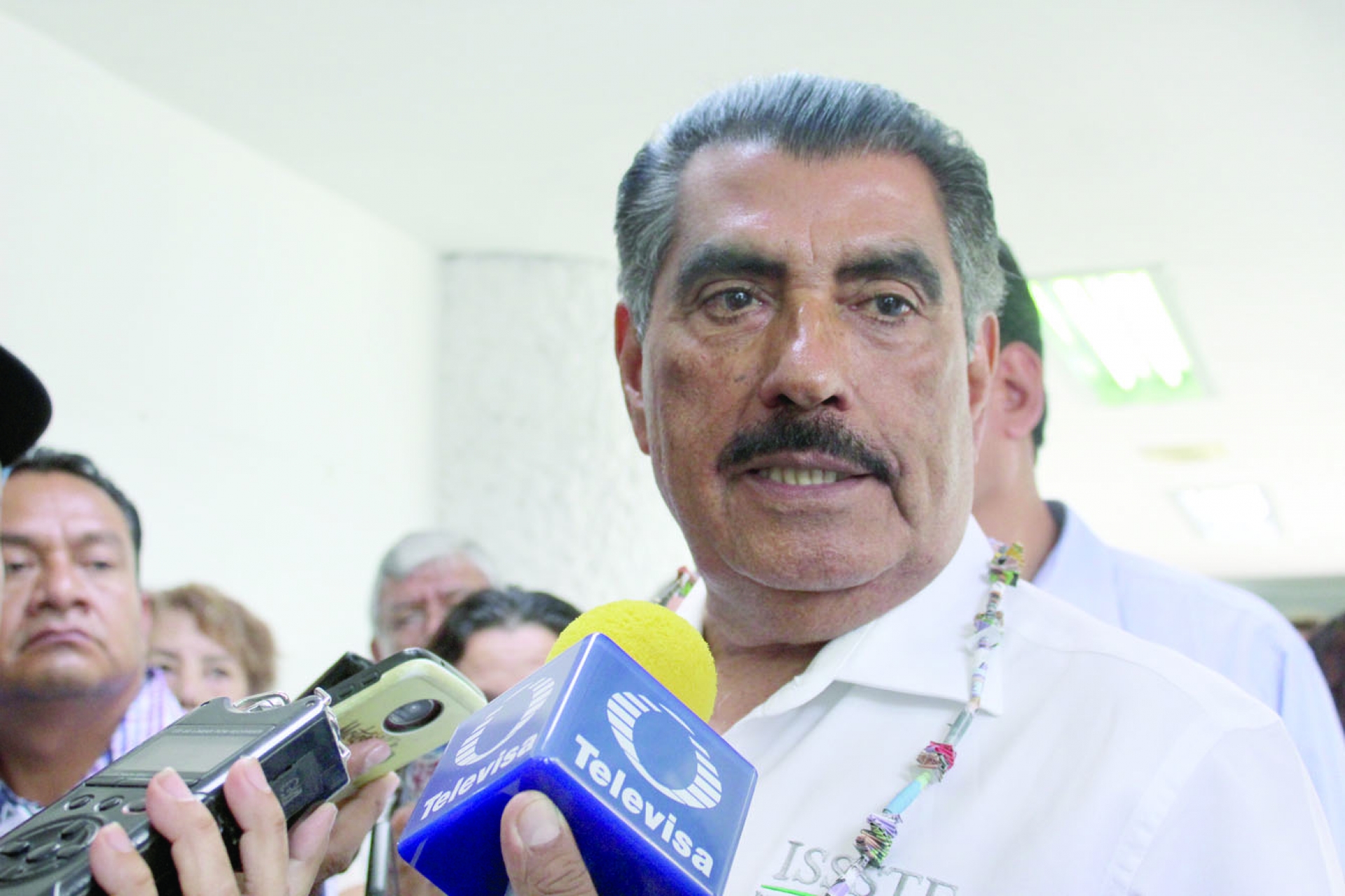 Analizará ISSSTE peticiones sindicales de más plazas