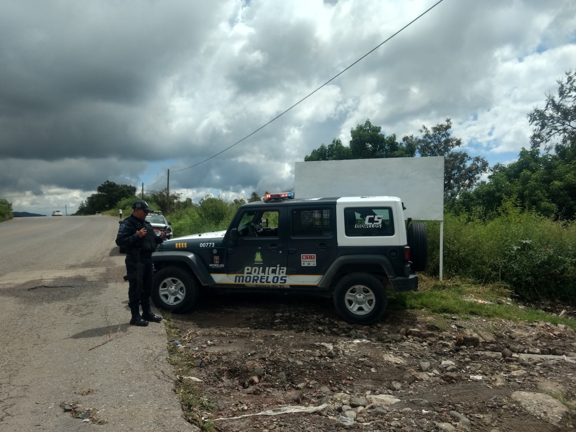 Abandonan un cadáver quemado en el paraje “La Texcalera” de Tepoztlán