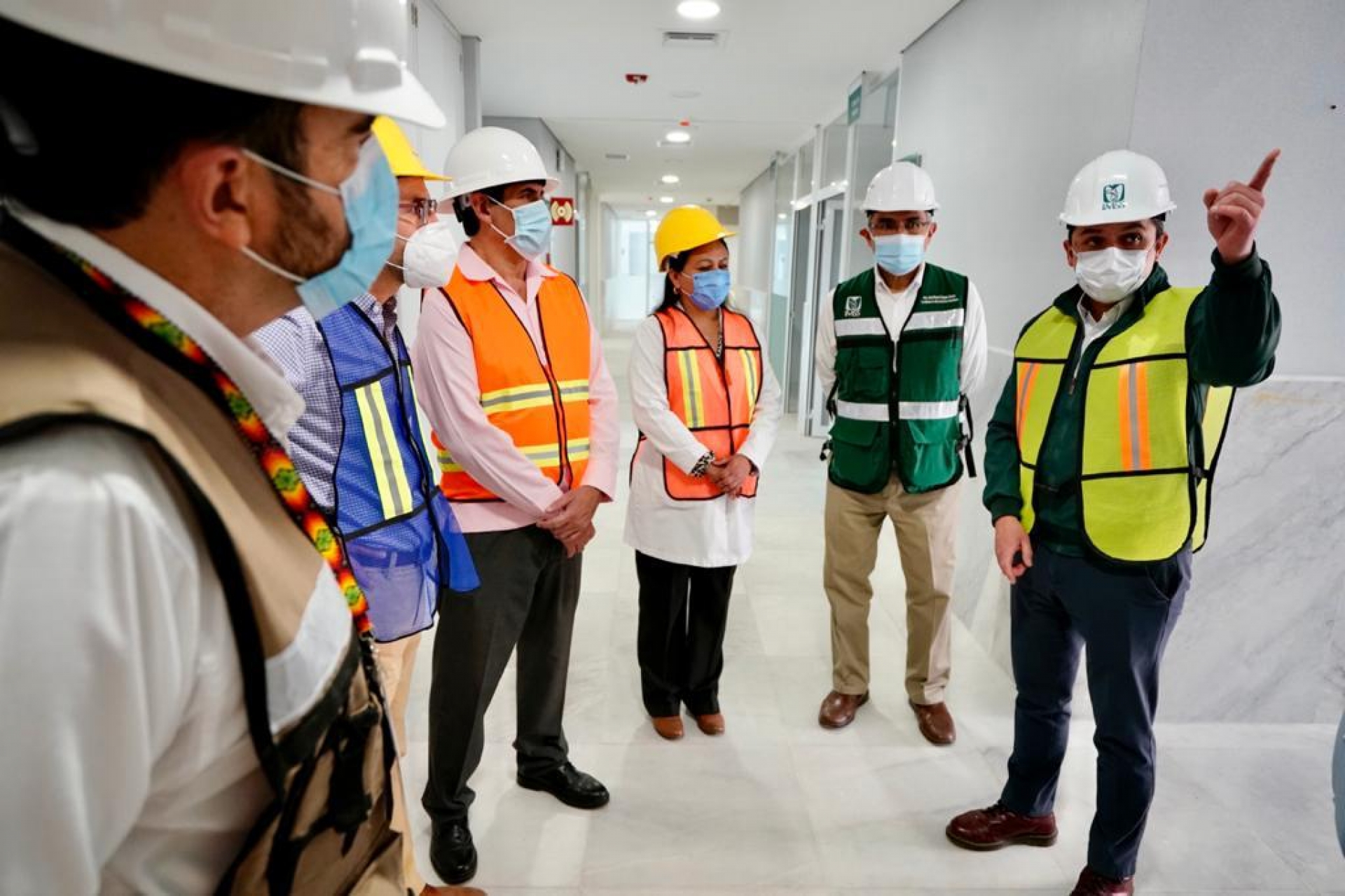 Supervisa titular del IMSS avance de obras para área covid en HGZ No. 7, en Cuautla