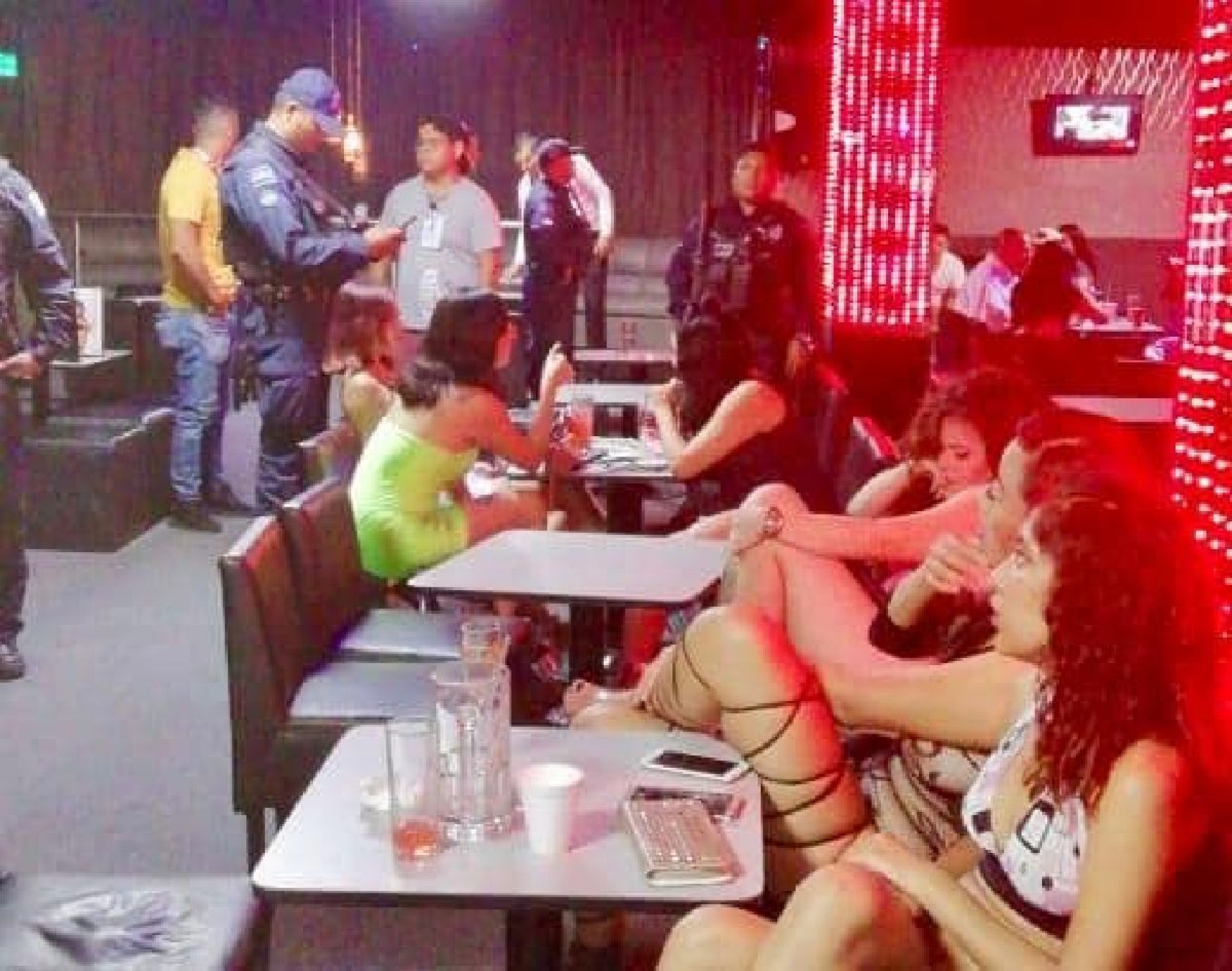 Mantiene CES operativos en bares y centros nocturnos
