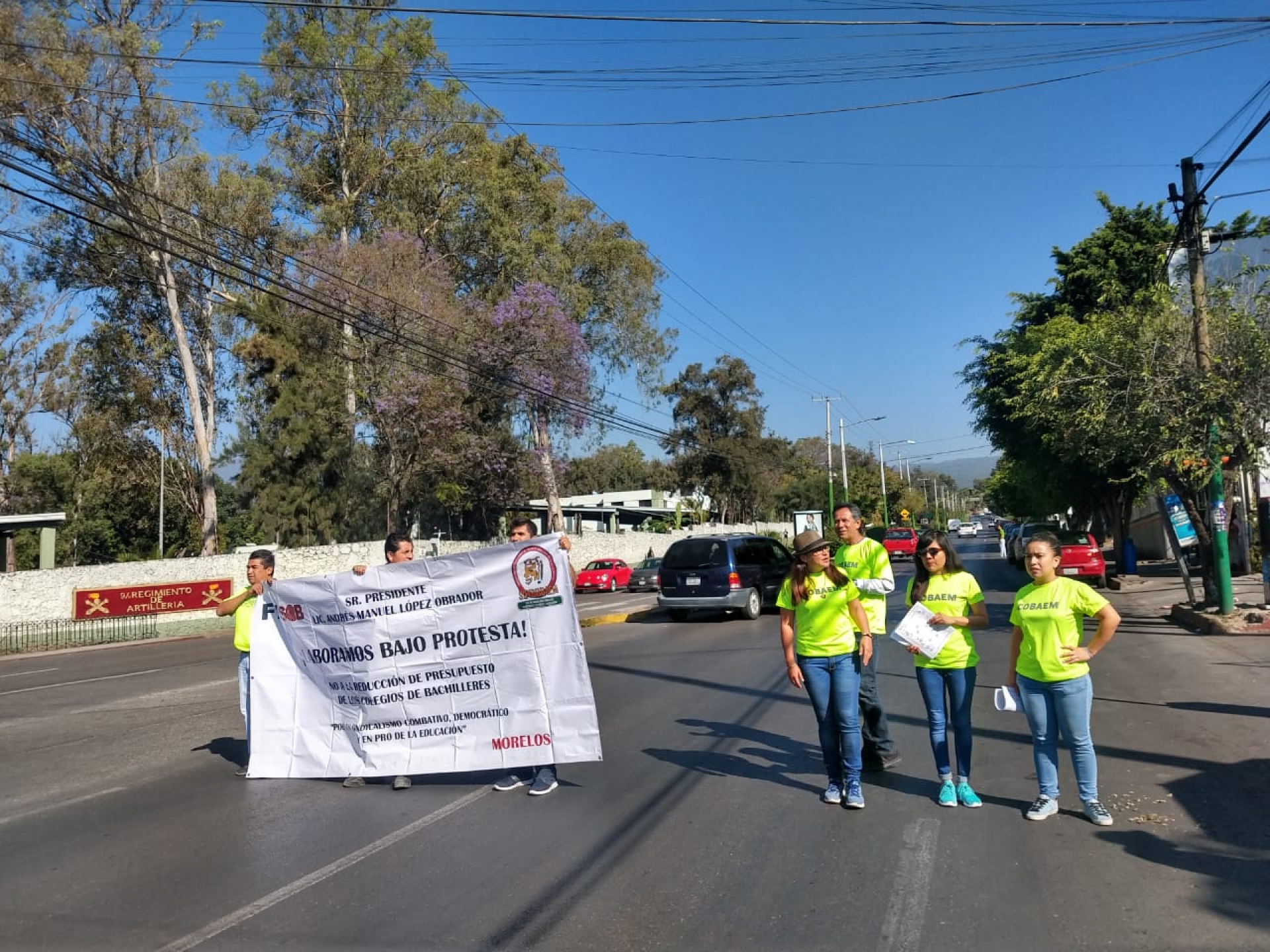 Nuevamente se manifiestan trabajadores sindicalizados del Cobaem