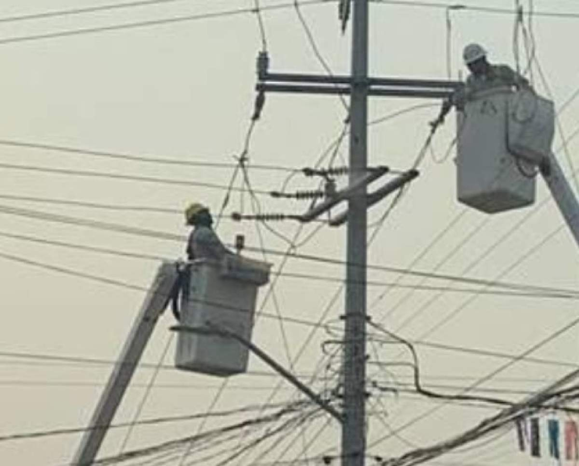 Denuncian constantes apagones en Puente de Ixtla