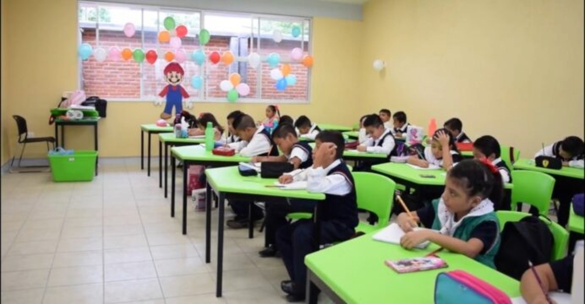 AMLO propone a Campeche volver a clases presenciales en abril