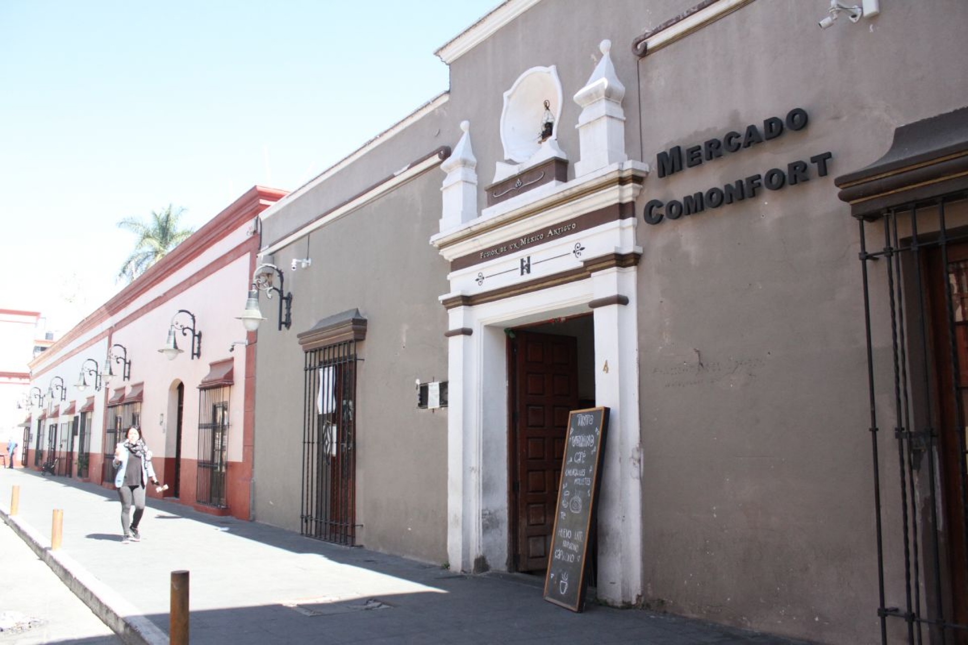 Venta de alcohol en establecimientos, sólo con alimentos: comuna