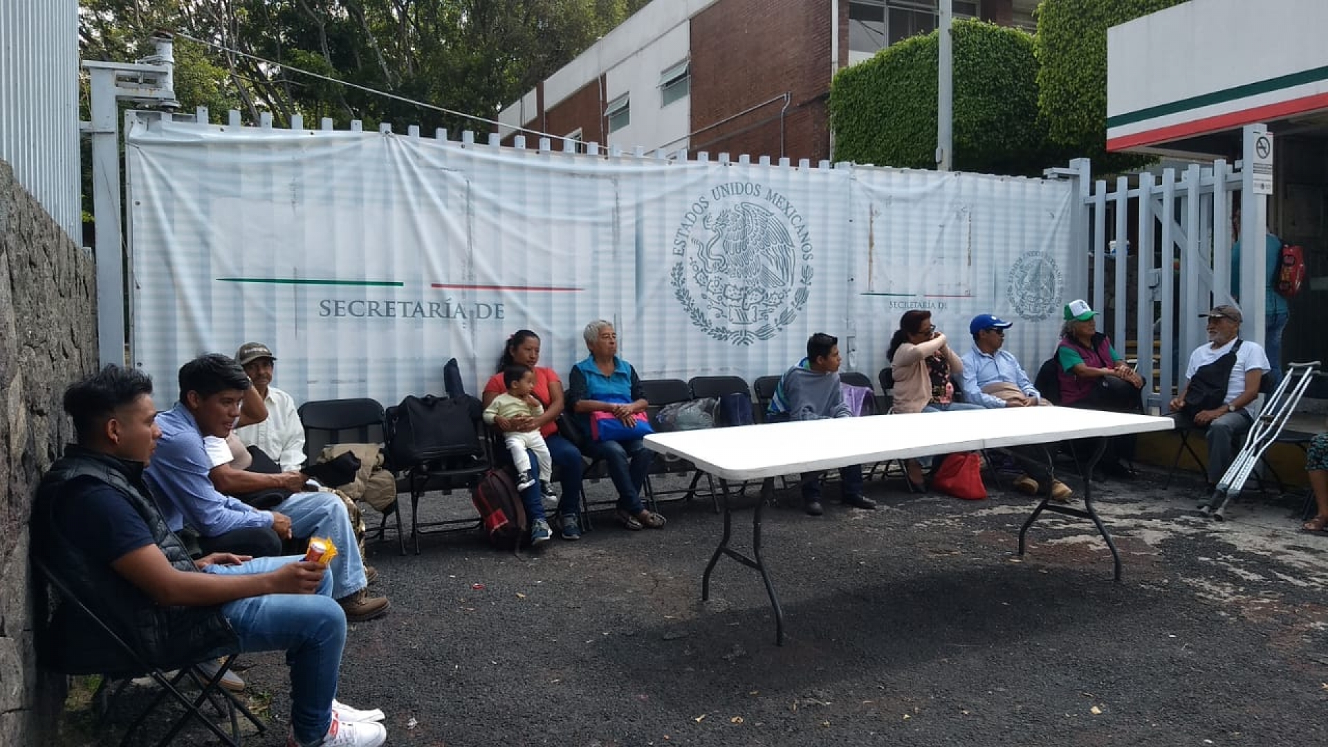 Se manifiesta la UNTA en delegación de la Secretaría de Bienestar