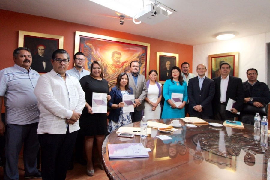 Recibe Congreso informe de actividades del IMIPE.