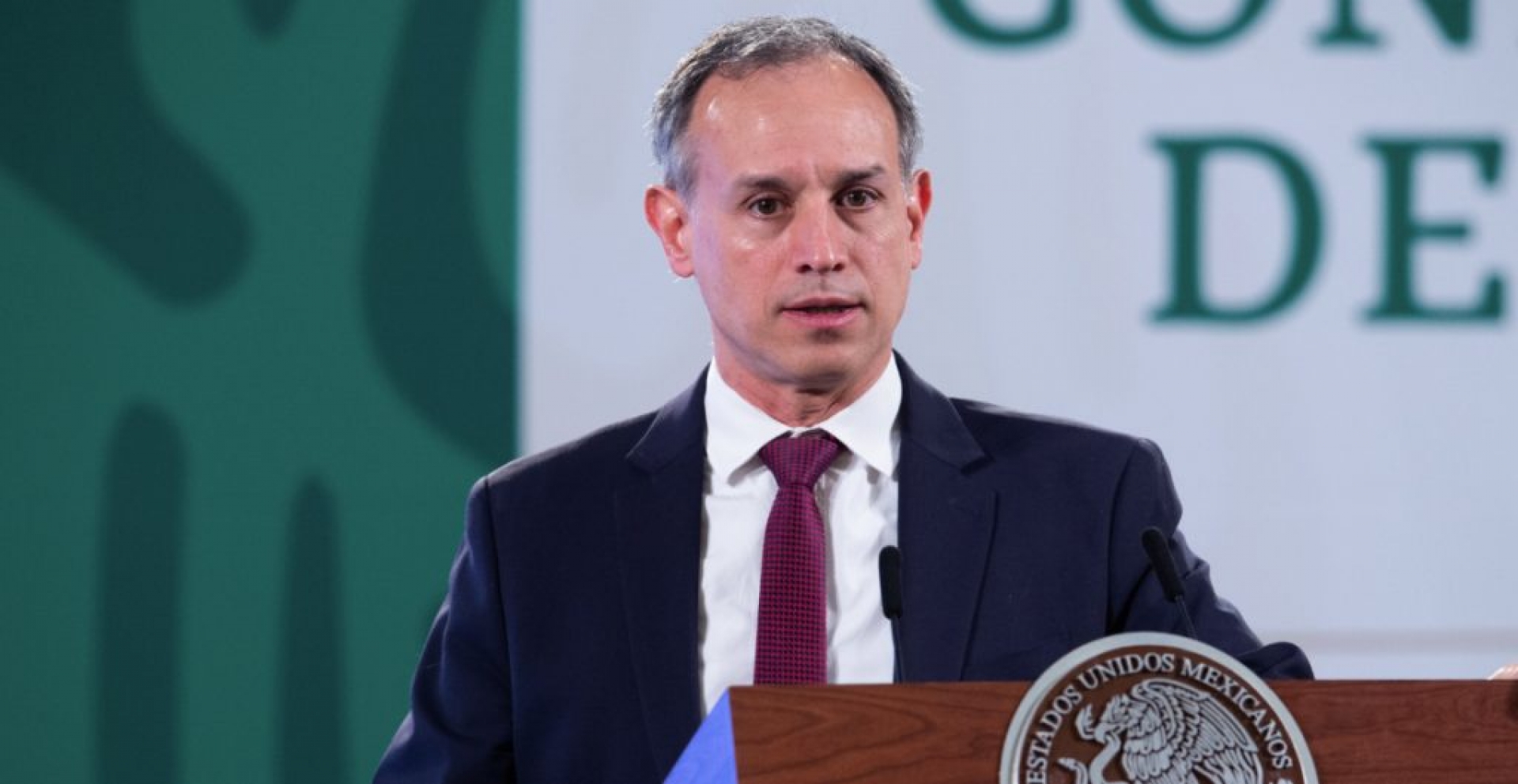 Vacunación a personal médico de hospitales privados comenzará esta semana: López-Gatell