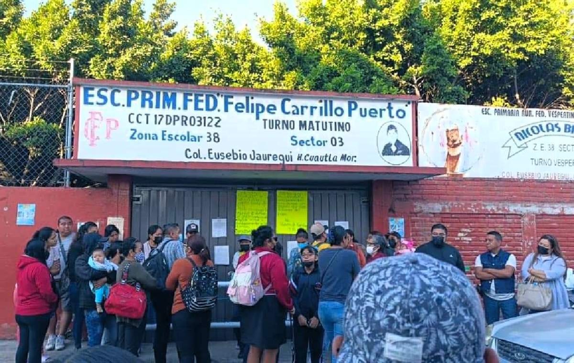 Exigen cambio de profesora de primaria de Cuautla