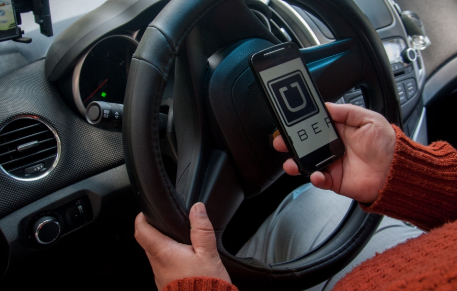 El gobierno de la CDMX regulará el cobro de Uber