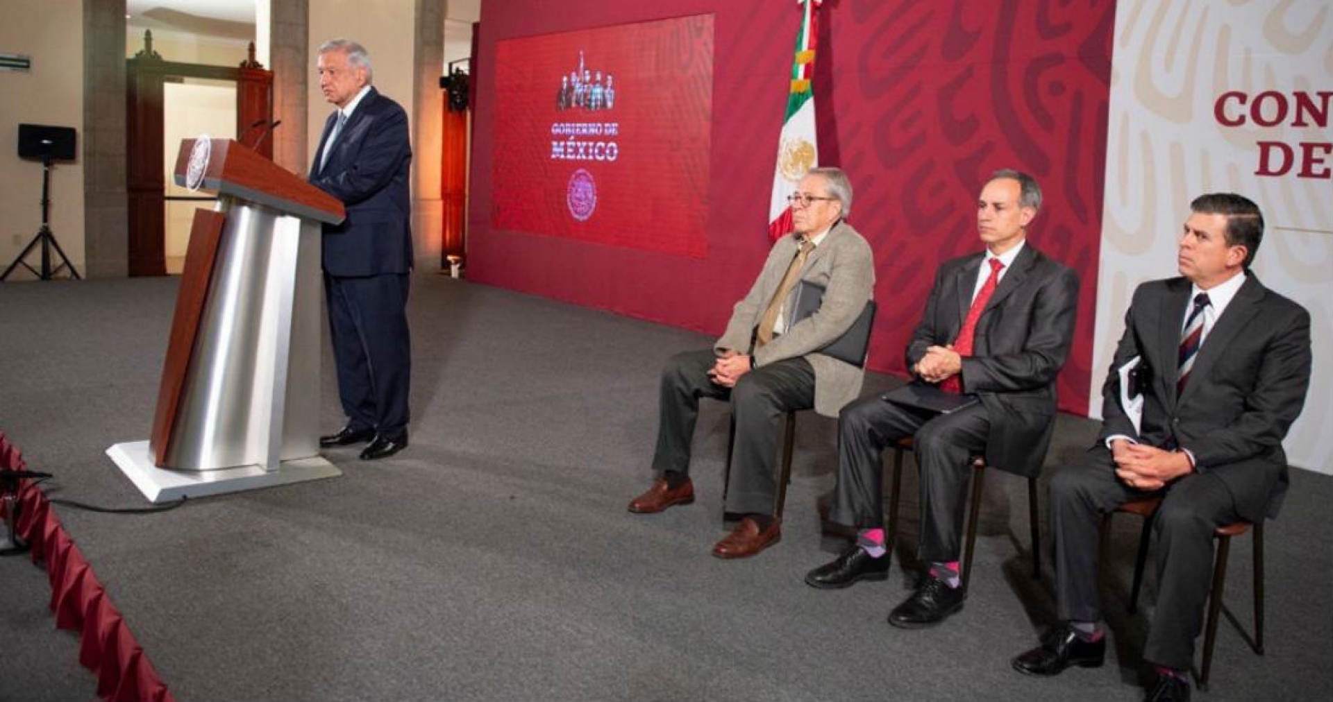 “Si hace falta, me hago la prueba del coronavirus”: AMLO; pide no politizar el asunto de salud pública