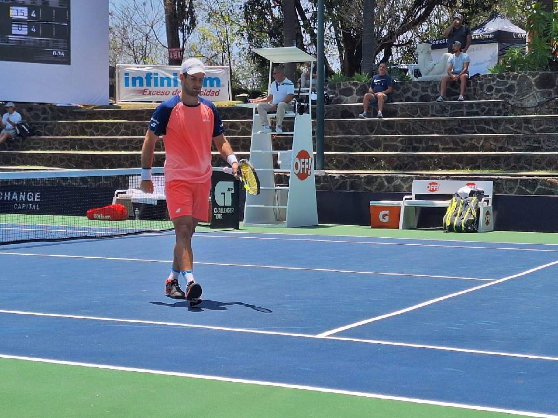Nicolás Mejía enfrentará a Pospisil