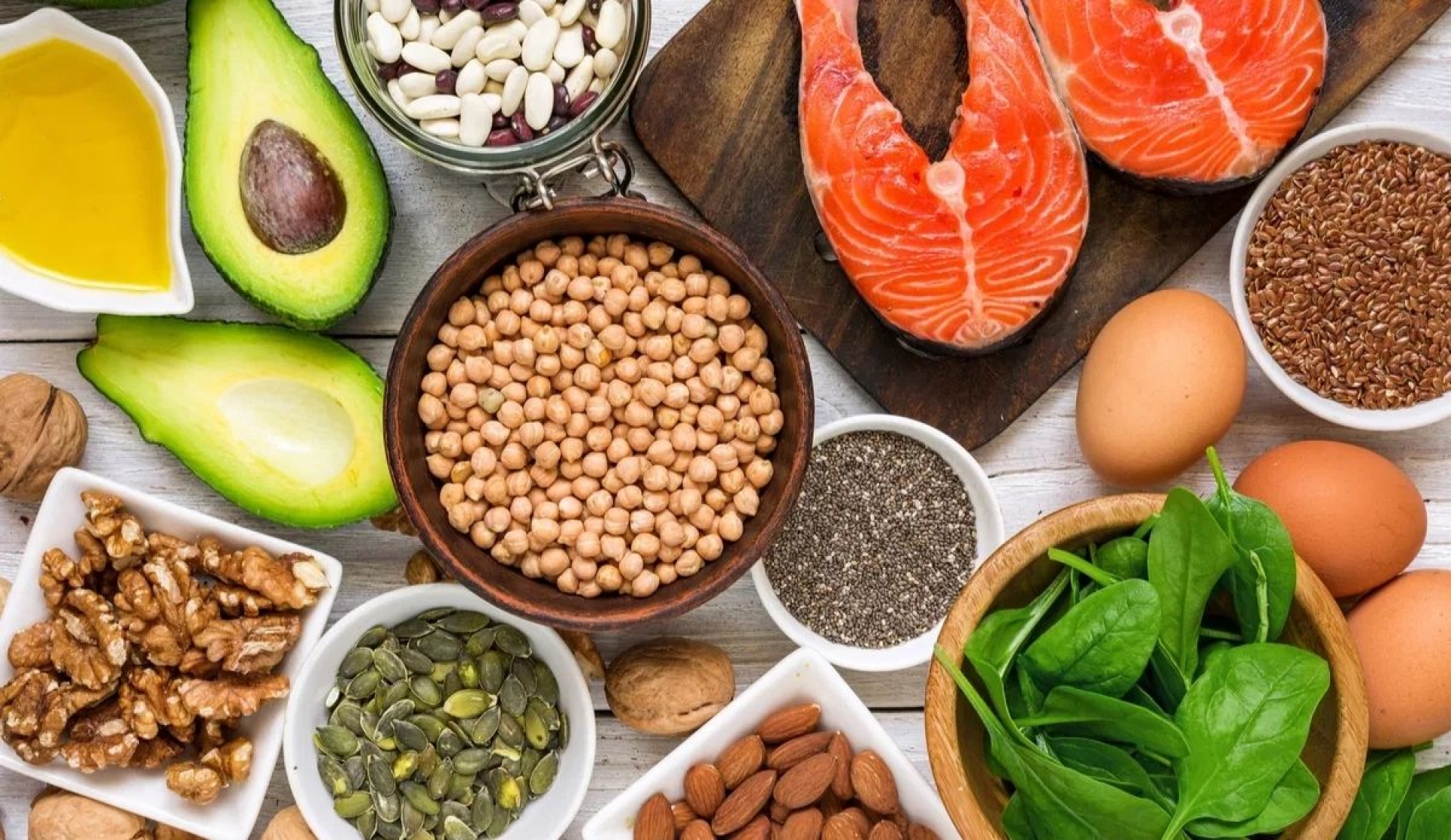 Alimentos que favorecen el control del colesterol de forma natural
