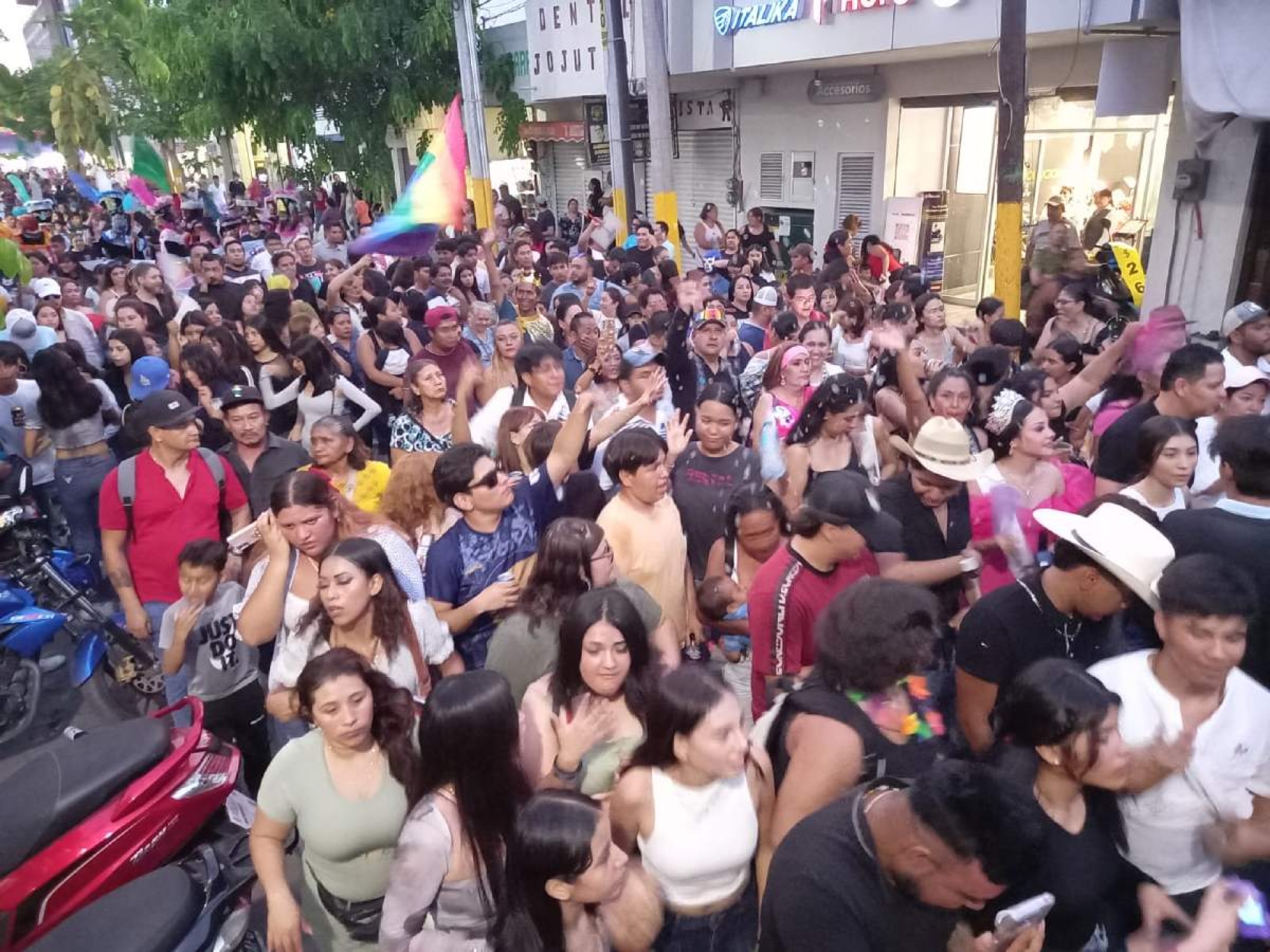 Con carnaval concluyen festejos en Jojutla