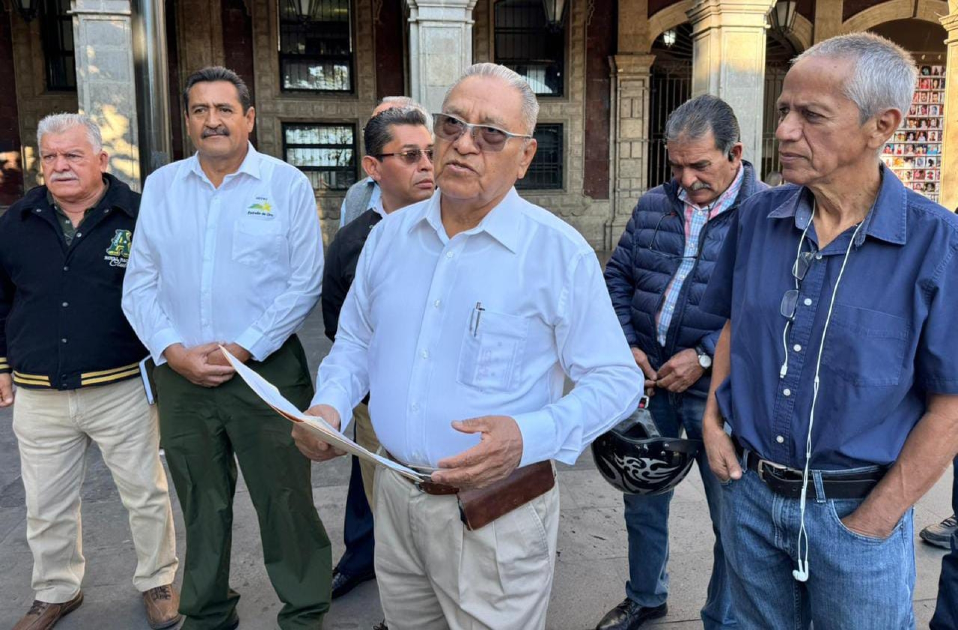 Taxistas demandan reunión urgente con la gobernadora Margarita González Saravia