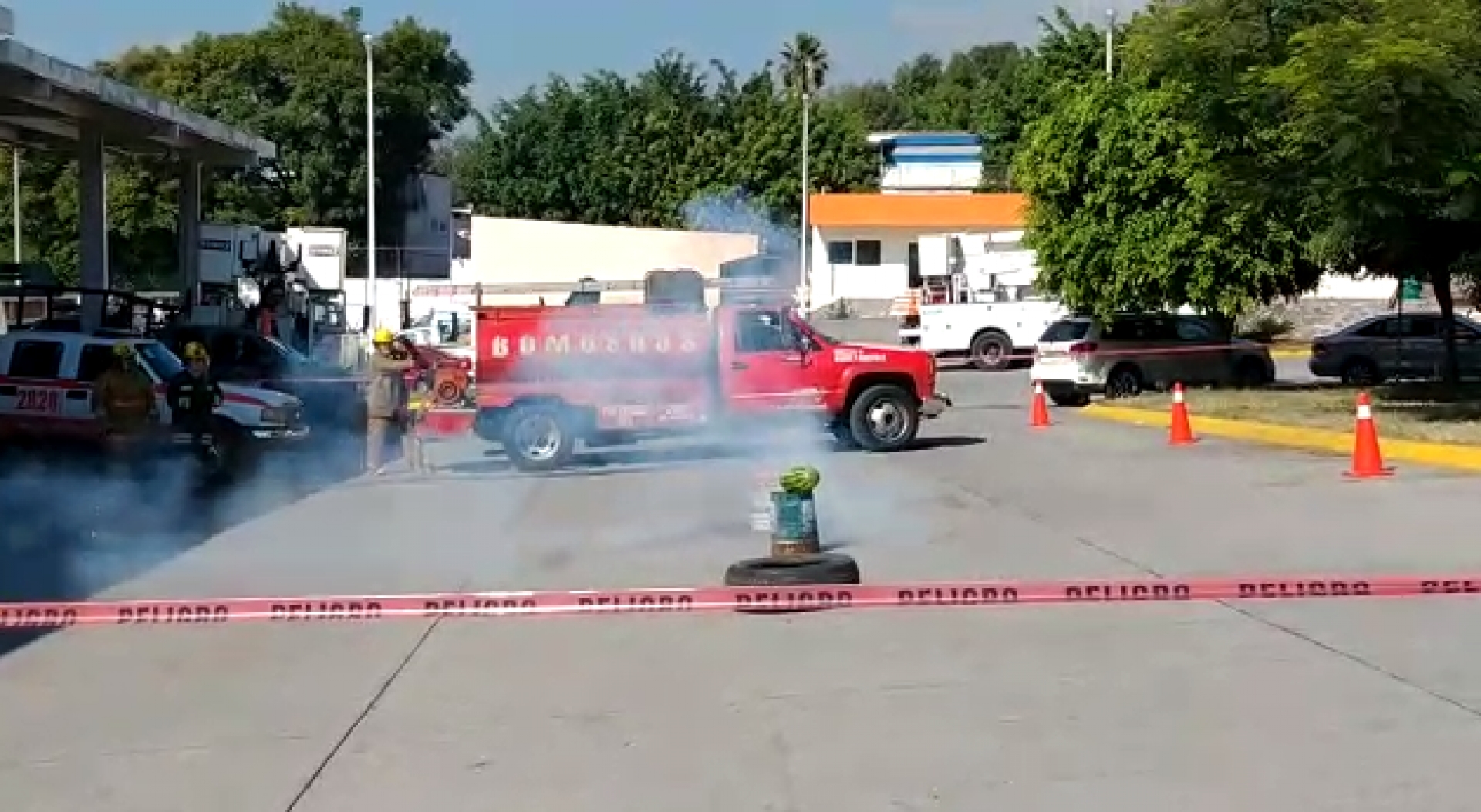 Efectúan Bomberos y PC Cuernavaca demostración de riesgos en el uso de pirotecnia