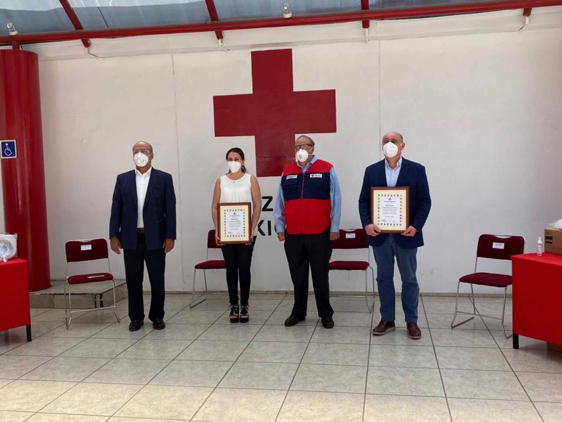 Cruz Roja Mexicana recibe 10 ventiladores para pacientes críticos de covid-19