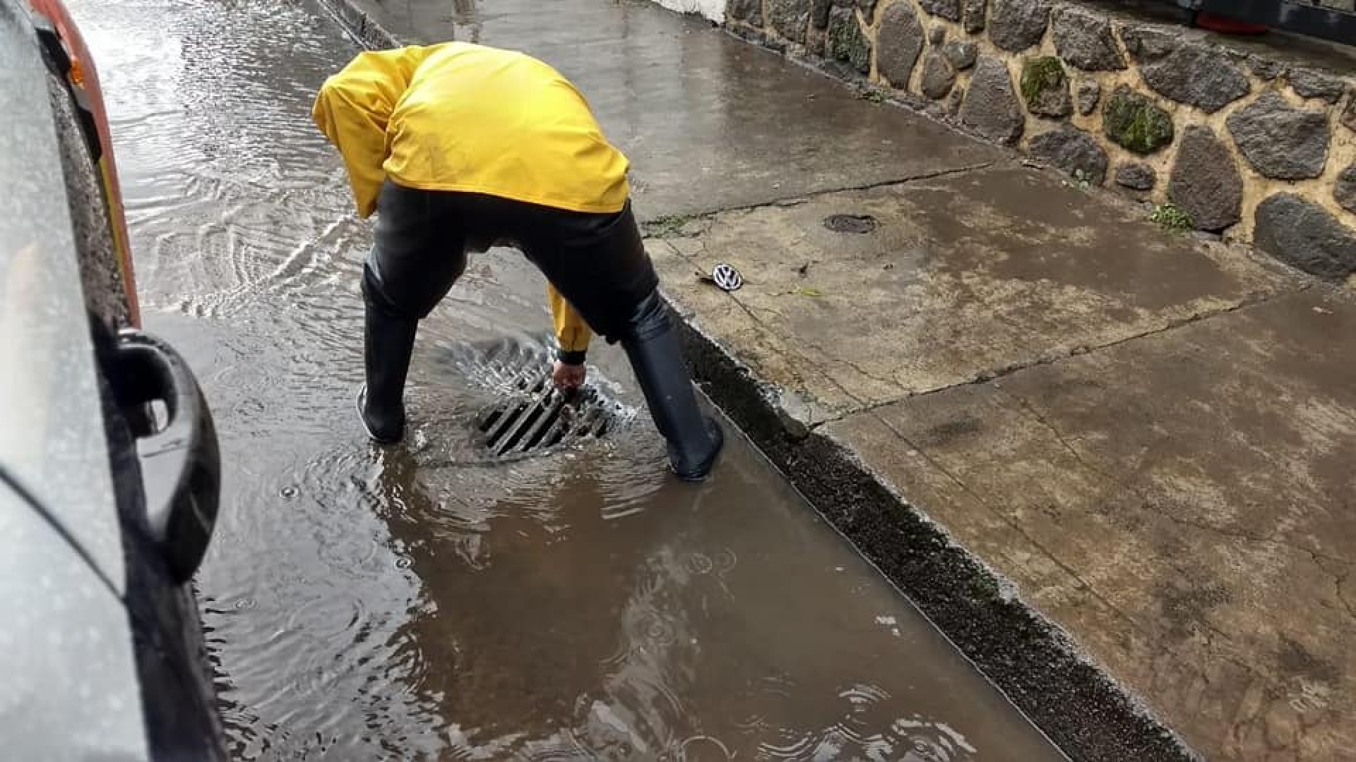VIDEO: Alerta por crecida de barranca en Ciudad Chapultepec