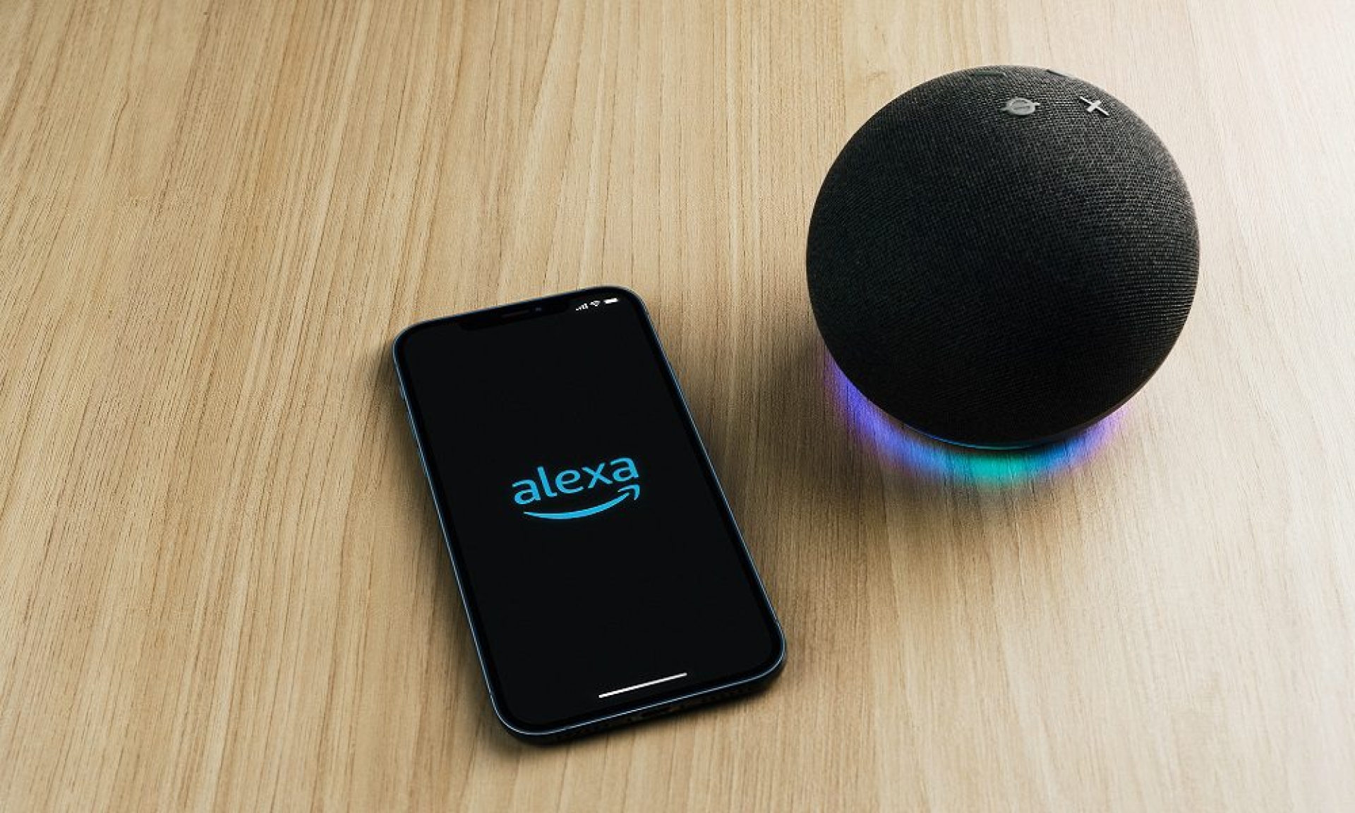 Alexa+ Revoluciona los Asistentes de Voz con Tecnología Avanzada