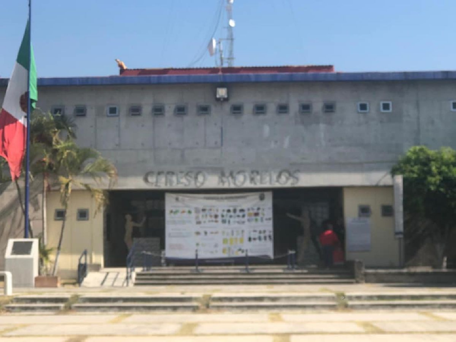 Barquín Granados se queja de incomunicación y aislamiento en Atlacholoaya