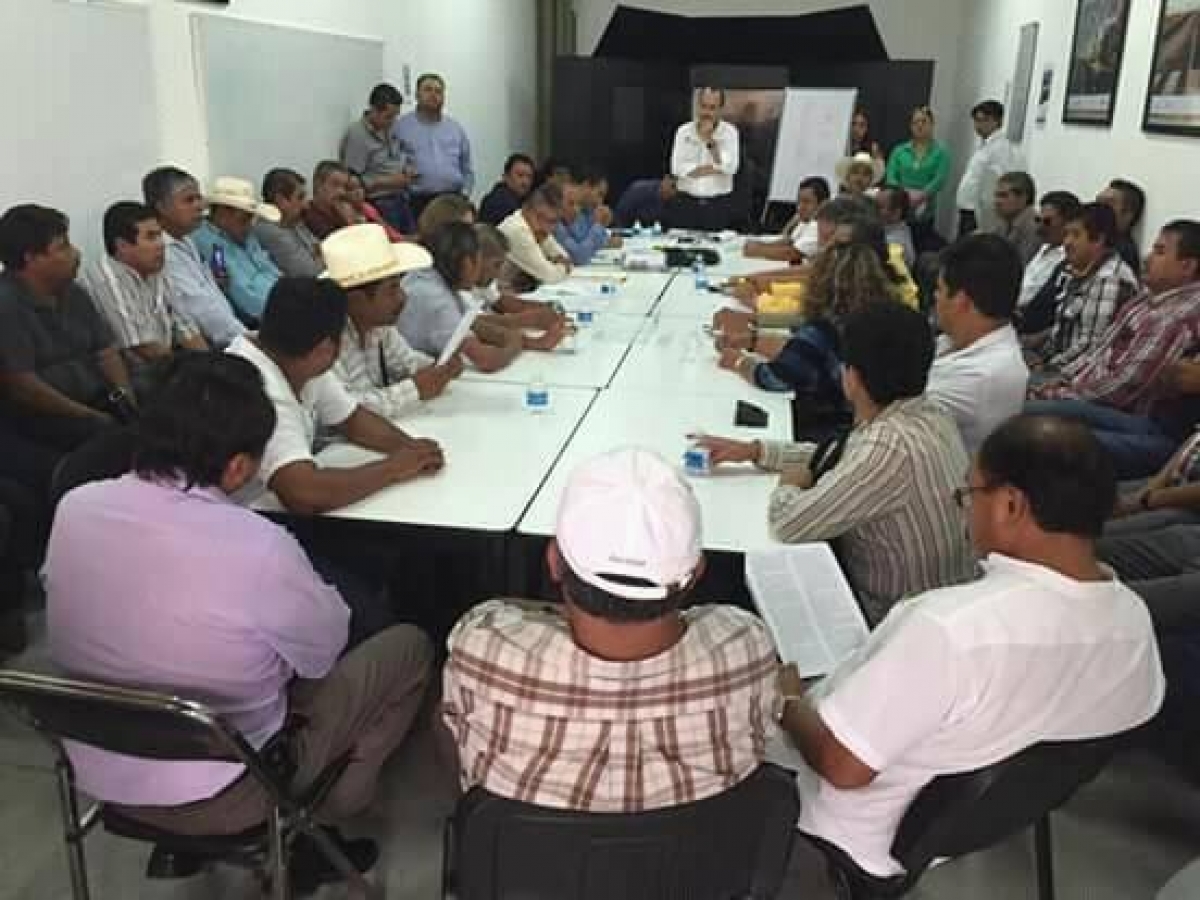 Transportistas de la región oriente aceptan detener movilizaciones si el gobierno cancela el proyecto del Morebús