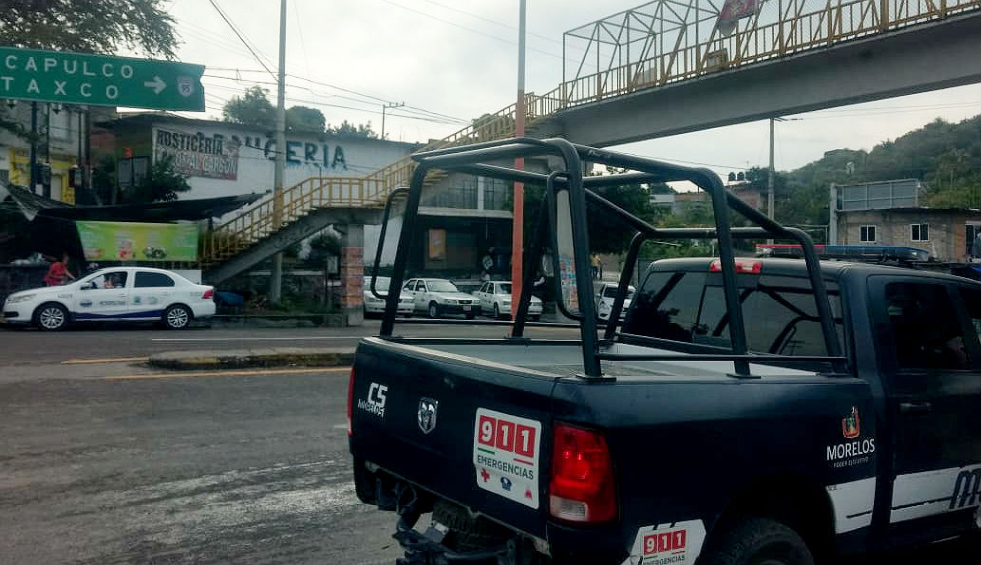 Disparan y lesionan a un hombre en la avenida de La Cruz, en Xochitepec