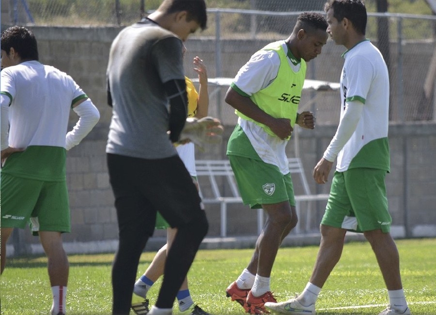 Zacatepec Siglo XXI olvida derrota ante Atlante