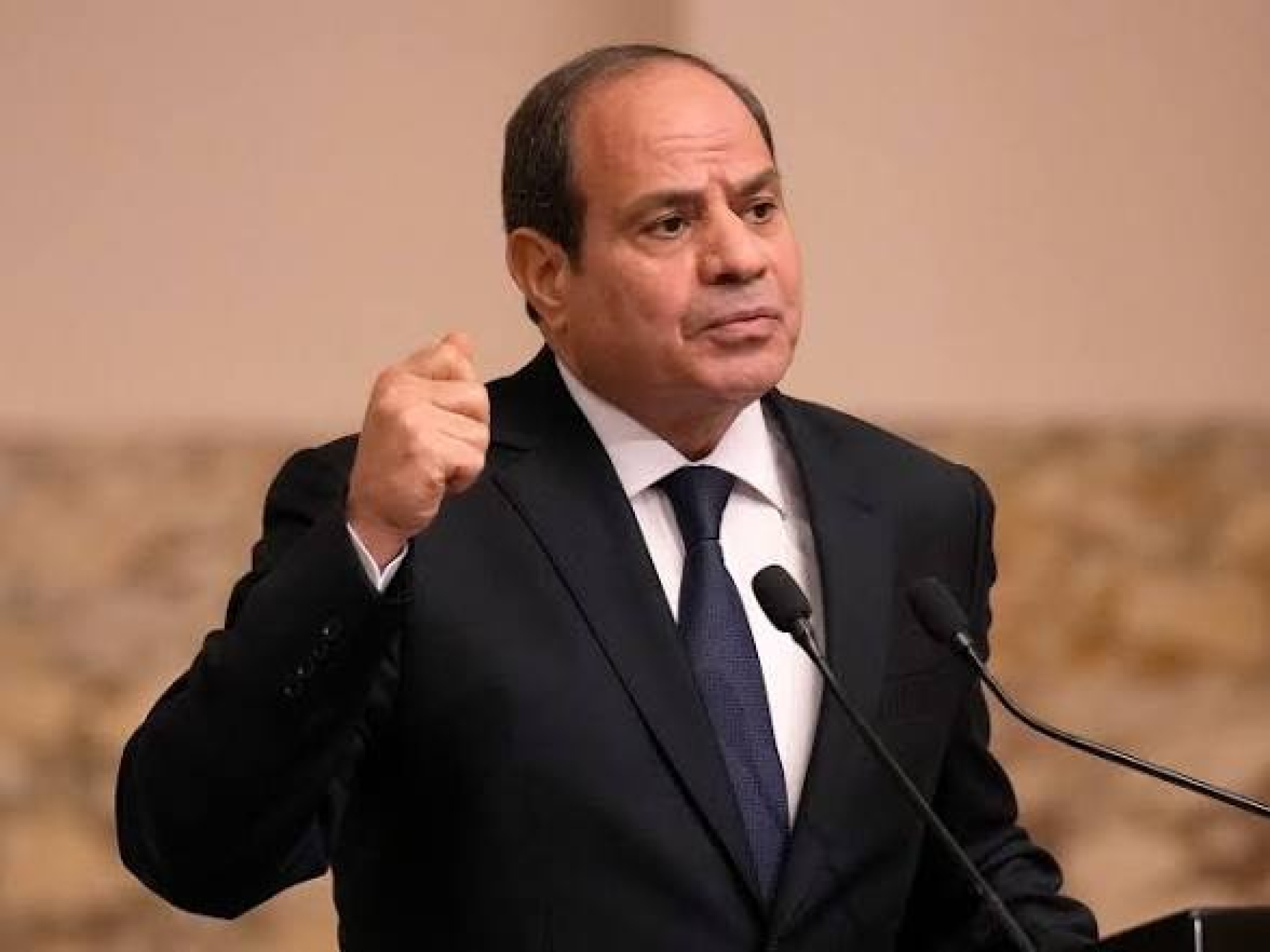 Egipto alerta alza del petróleo por conflicto en Medio Oriente